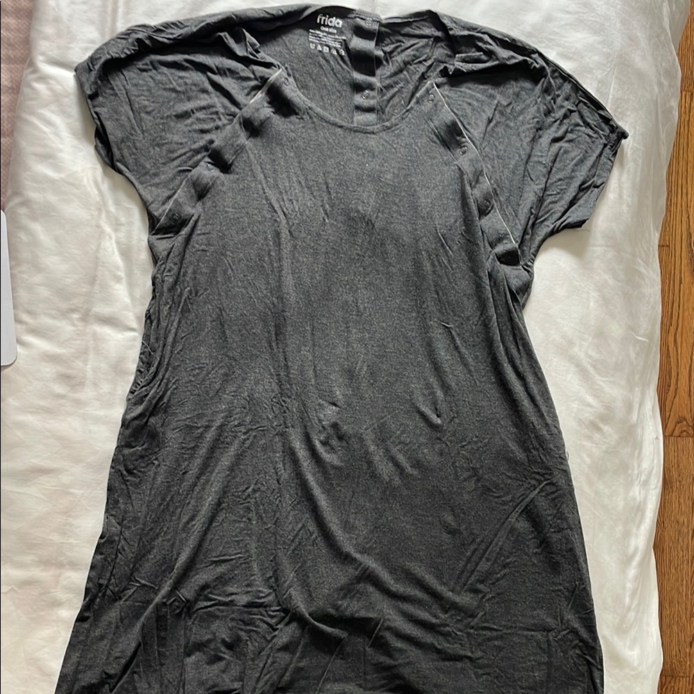 Delivery and Nursing Gown
